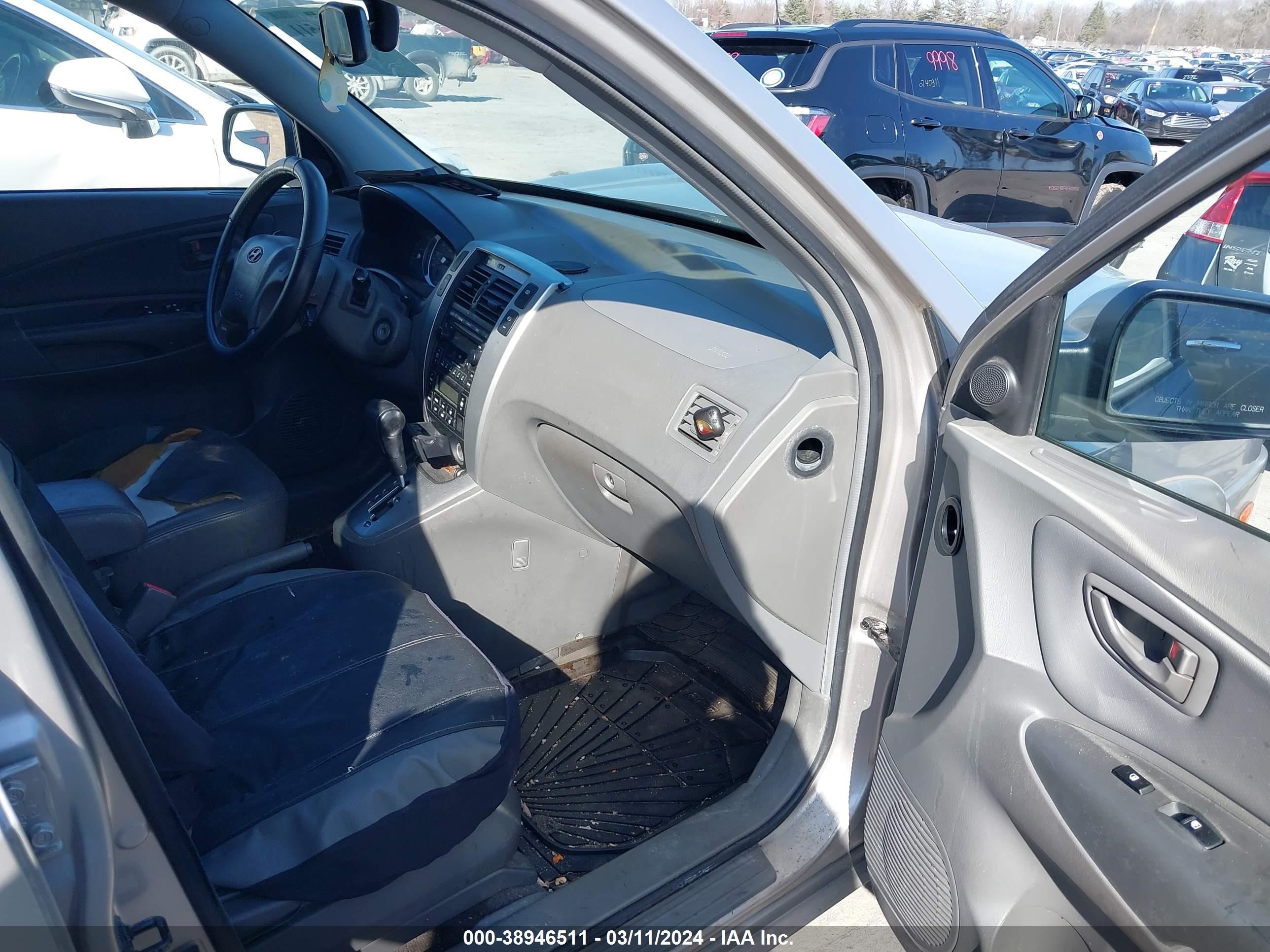 Photo 4 VIN: KM8JN12D36U331485 - HYUNDAI TUCSON 