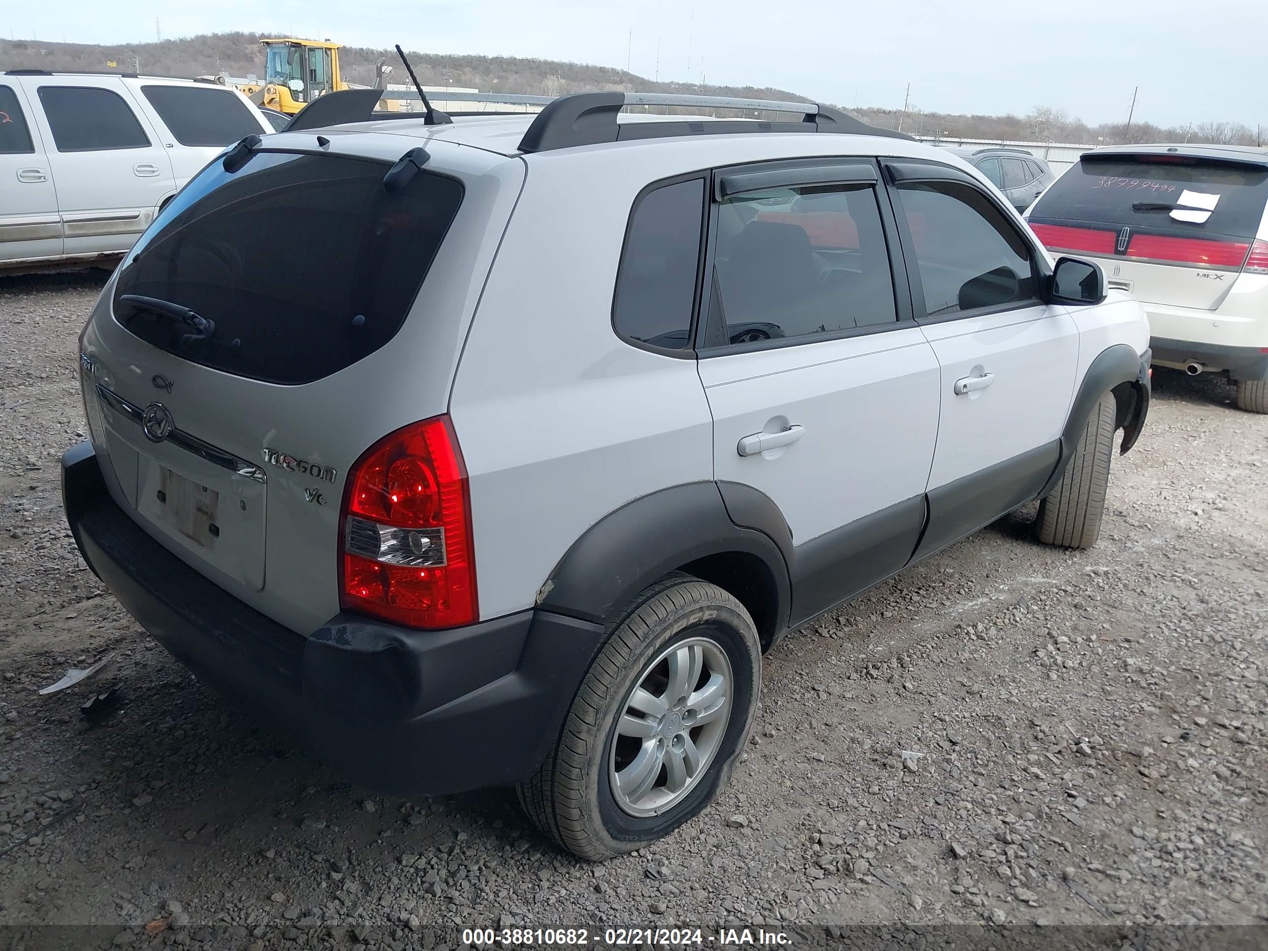 Photo 3 VIN: KM8JN12D67U494973 - HYUNDAI TUCSON 