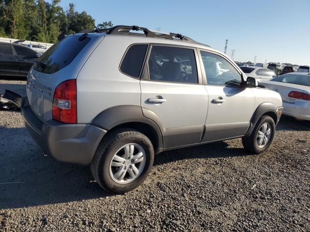 Photo 2 VIN: KM8JN12D67U637520 - HYUNDAI TUCSON SE 