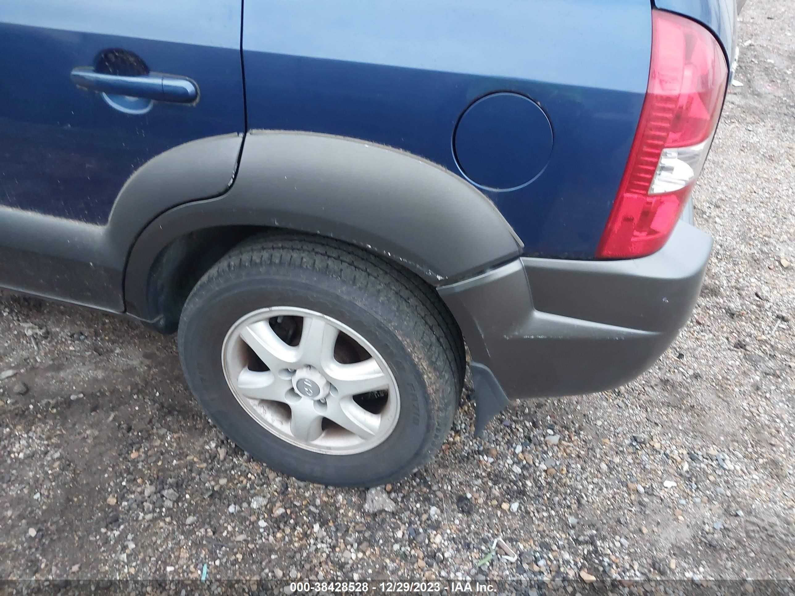 Photo 5 VIN: KM8JN12D85U209641 - HYUNDAI TUCSON 