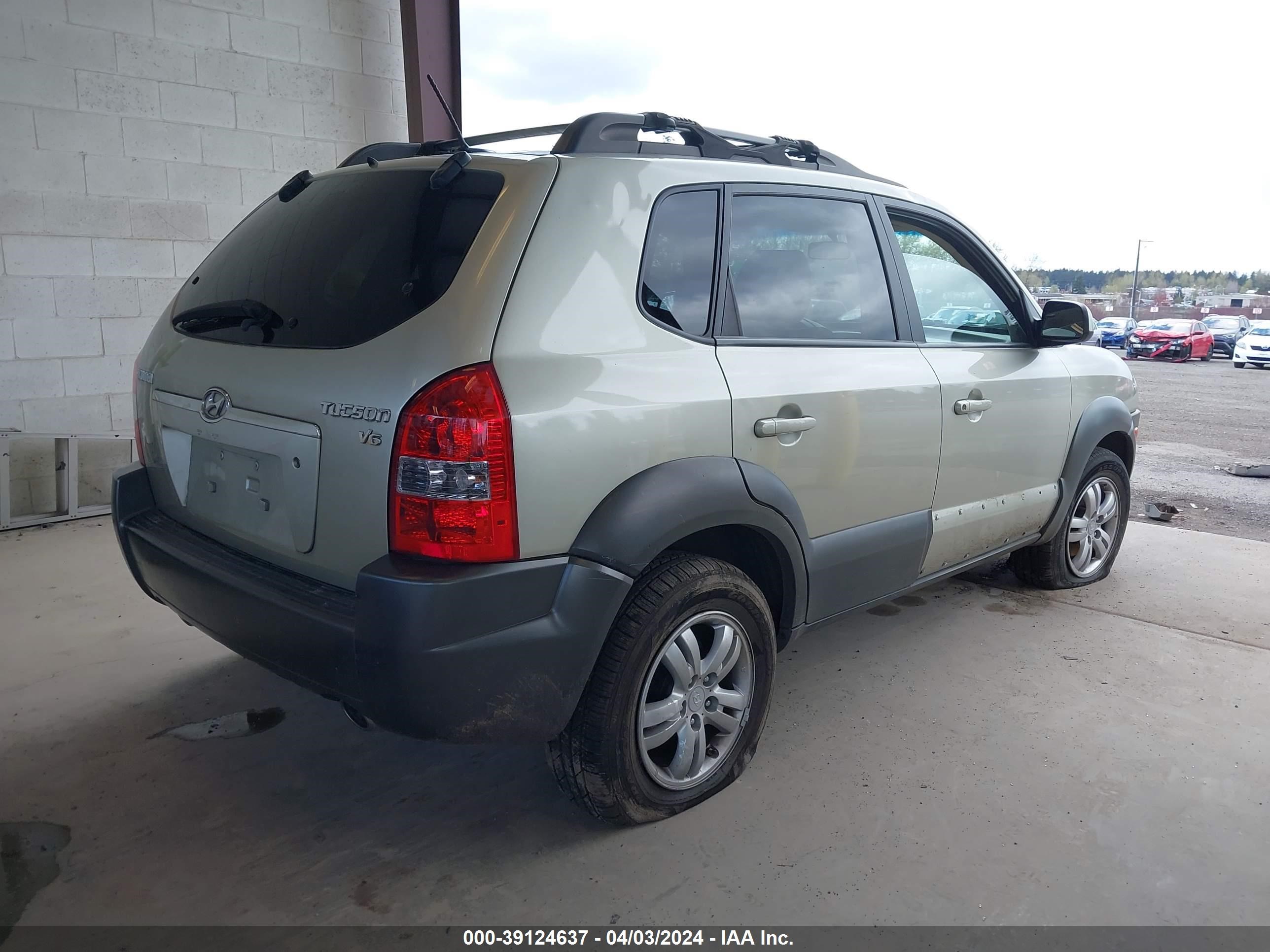 Photo 3 VIN: KM8JN12D88U913830 - HYUNDAI TUCSON 