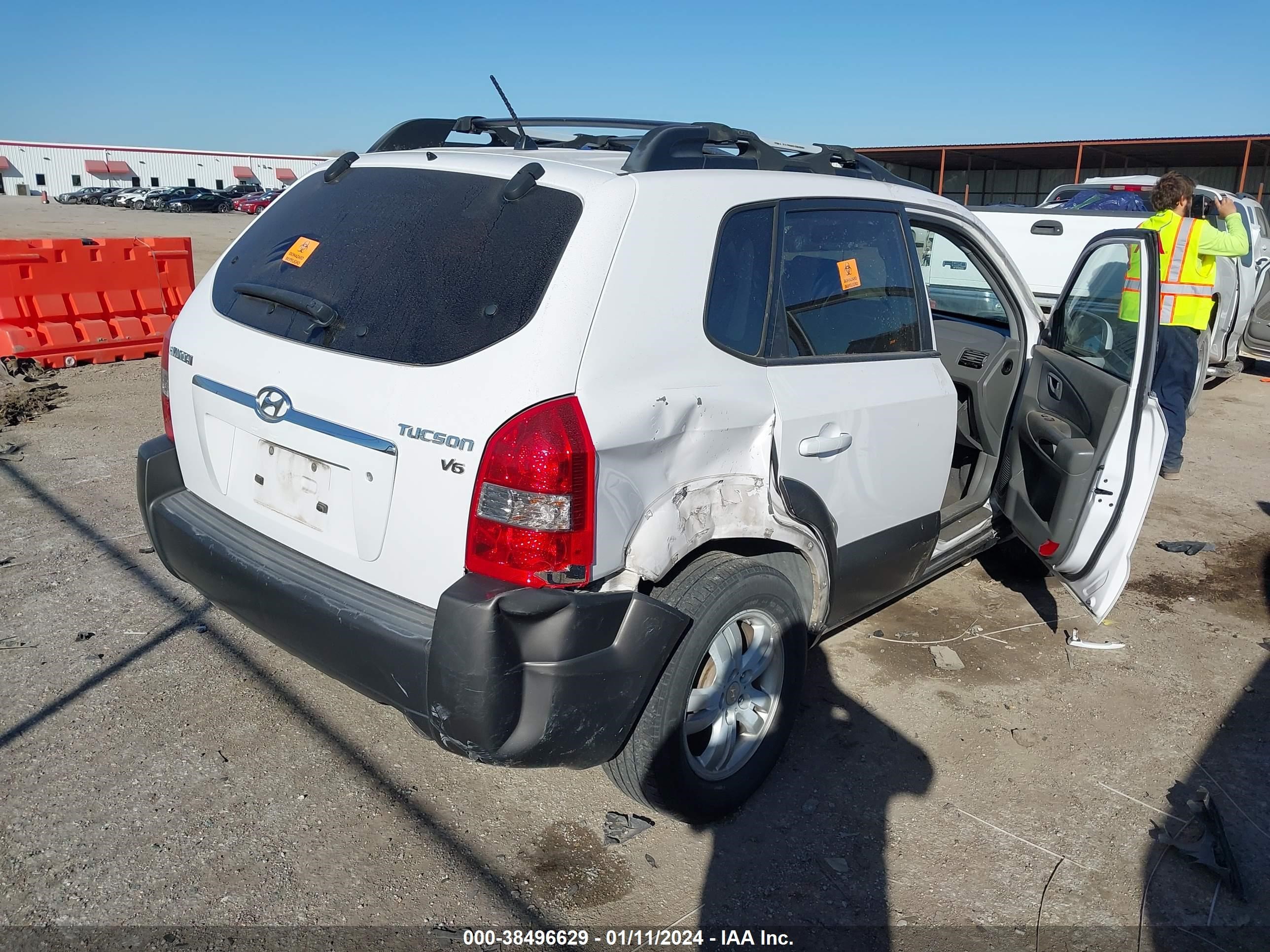 Photo 3 VIN: KM8JN12D96U256839 - HYUNDAI TUCSON 