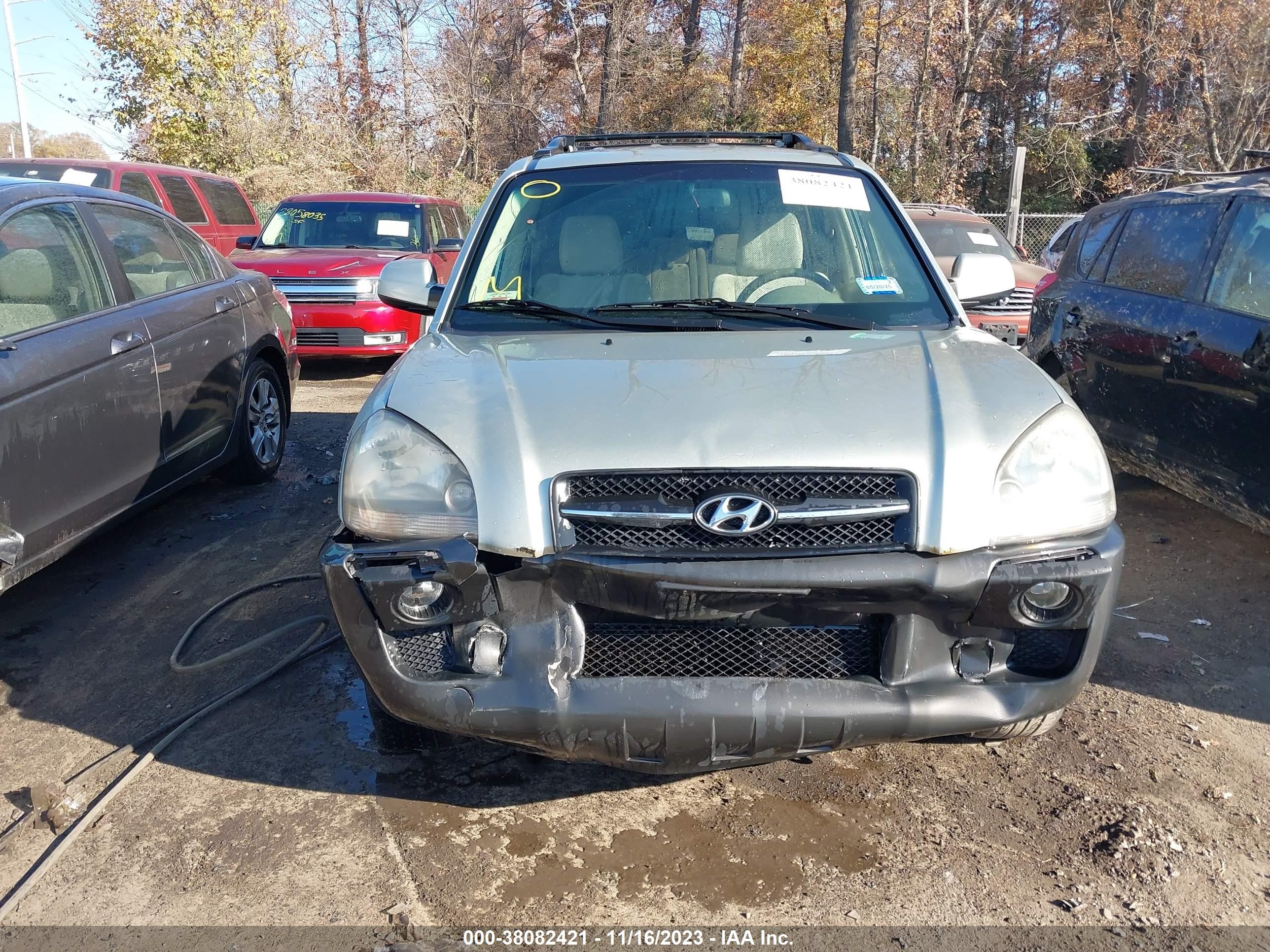 Photo 12 VIN: KM8JN12D97U666252 - HYUNDAI TUCSON 