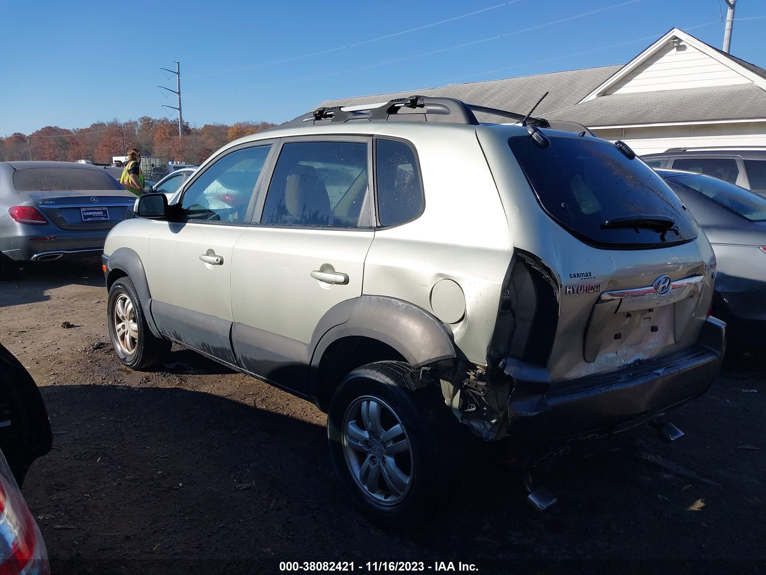 Photo 2 VIN: KM8JN12D97U666252 - HYUNDAI TUCSON 