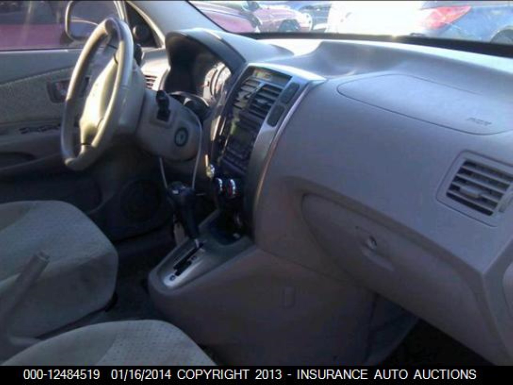 Photo 4 VIN: KM8JN12DX5U146008 - HYUNDAI TUCSON 