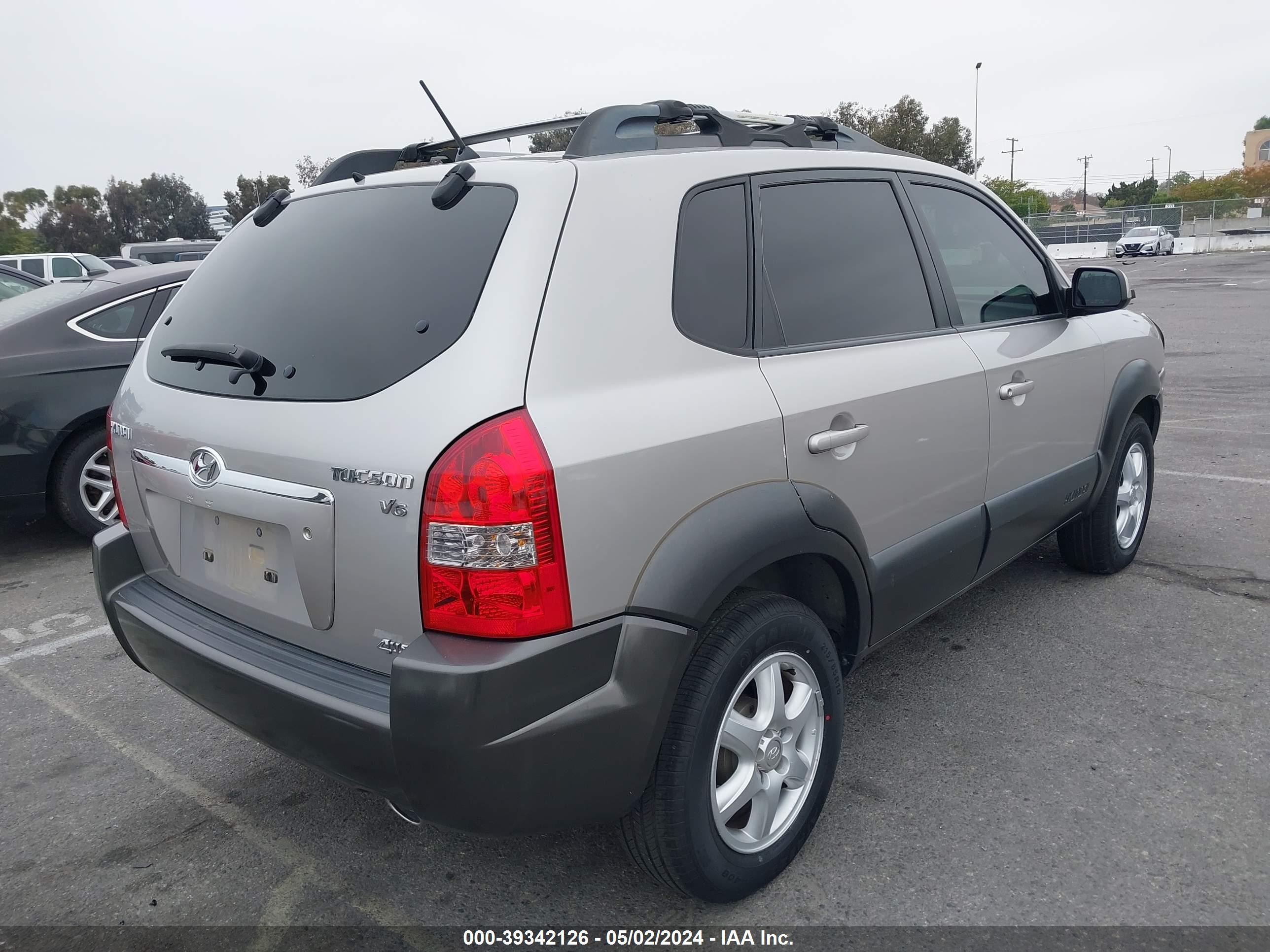 Photo 3 VIN: KM8JN72D45U170212 - HYUNDAI TUCSON 