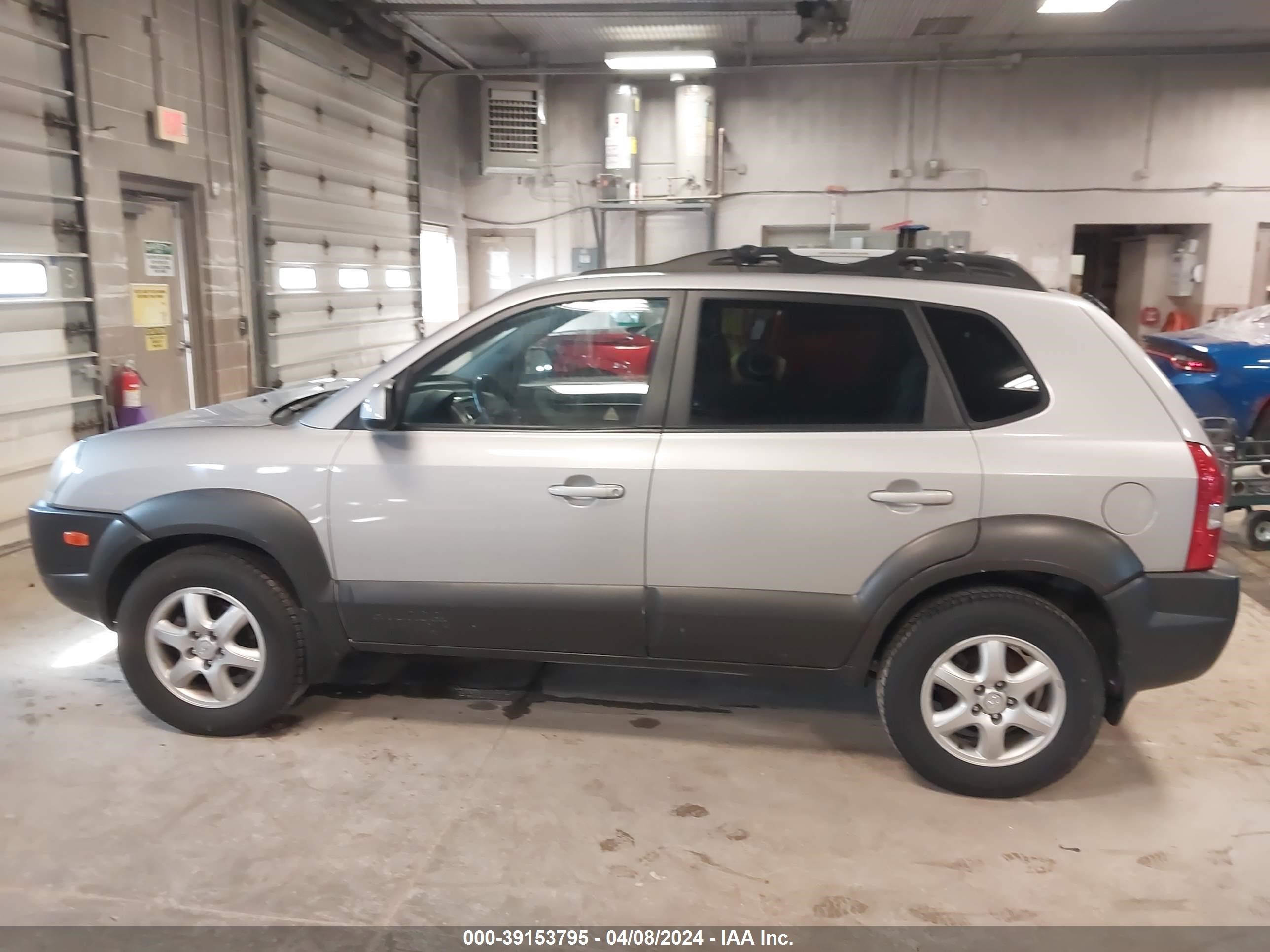 Photo 13 VIN: KM8JN72D45U184188 - HYUNDAI TUCSON 