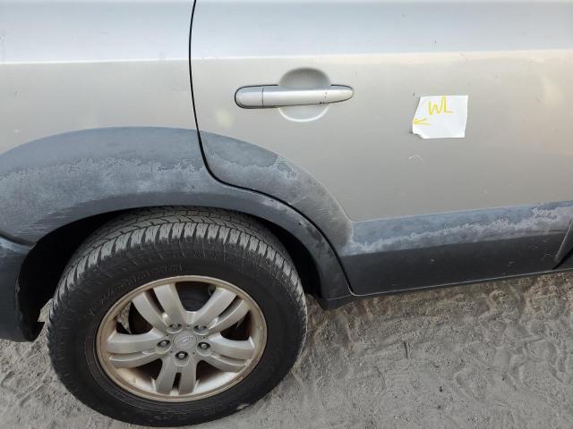 Photo 12 VIN: KM8JN72D58U878425 - HYUNDAI TUCSON SE 