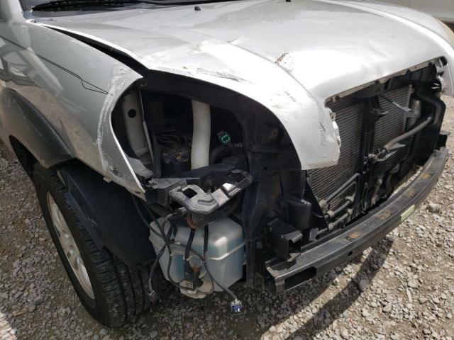 Photo 8 VIN: KM8JN72D78U797460 - HYUNDAI TUCSON SE 