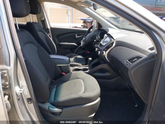 Photo 4 VIN: KM8JT3AB0CU487870 - HYUNDAI TUCSON 