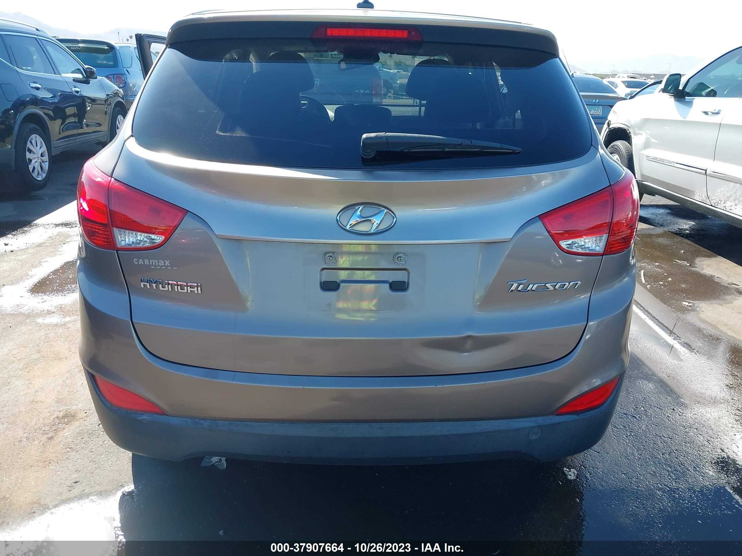 Photo 15 VIN: KM8JT3AB1CU489563 - HYUNDAI TUCSON 