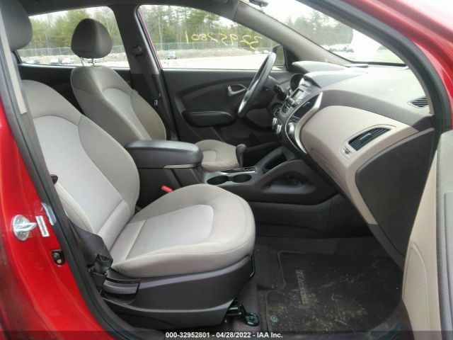 Photo 4 VIN: KM8JT3AB5BU121241 - HYUNDAI TUCSON 