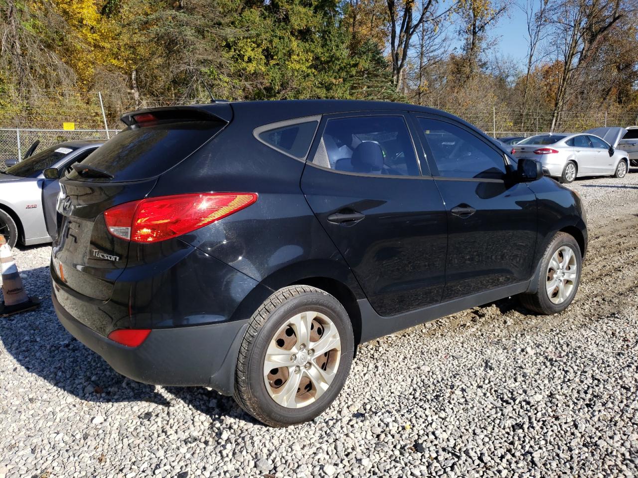 Photo 2 VIN: KM8JT3AB6BU201096 - HYUNDAI TUCSON 