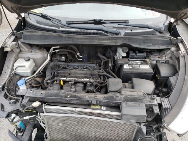 Photo 6 VIN: KM8JT3AB6BU229027 - HYUNDAI TUCSON GL 