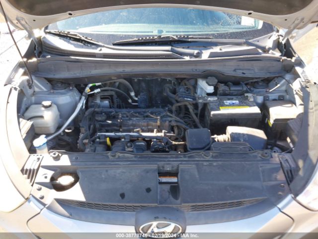 Photo 9 VIN: KM8JT3AB6CU392780 - HYUNDAI TUCSON 