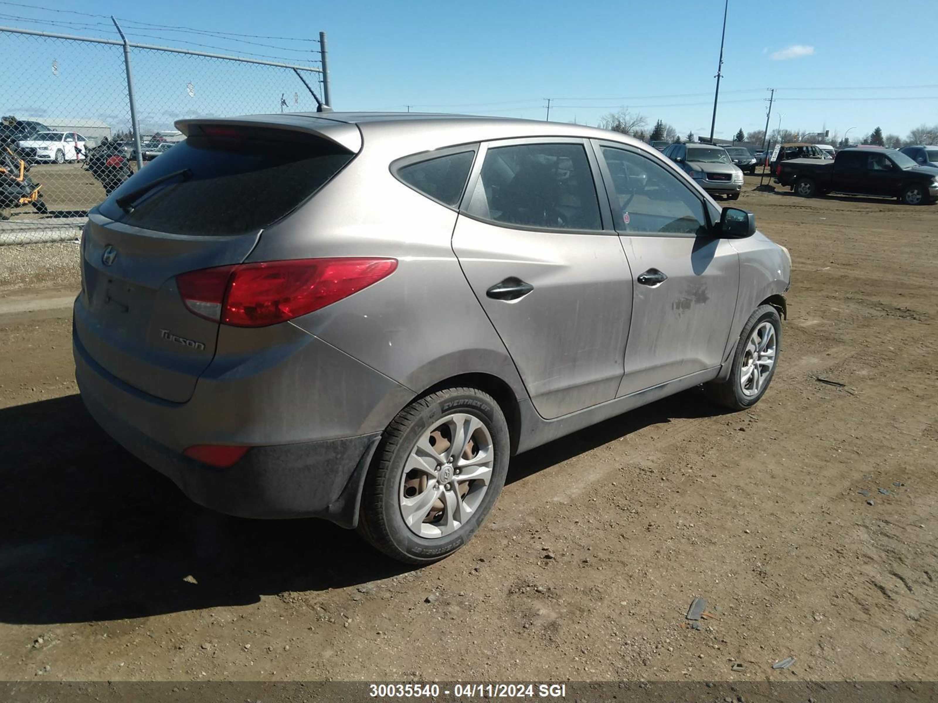 Photo 3 VIN: KM8JT3AB7CU439797 - HYUNDAI TUCSON 