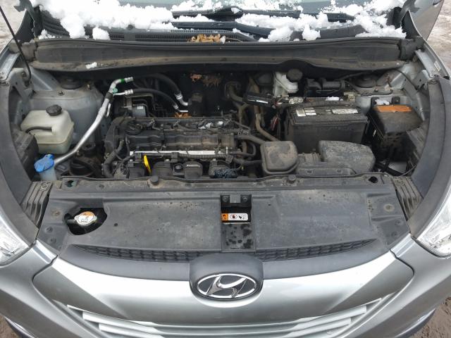 Photo 6 VIN: KM8JT3AB7DU670152 - HYUNDAI TUCSON GL 