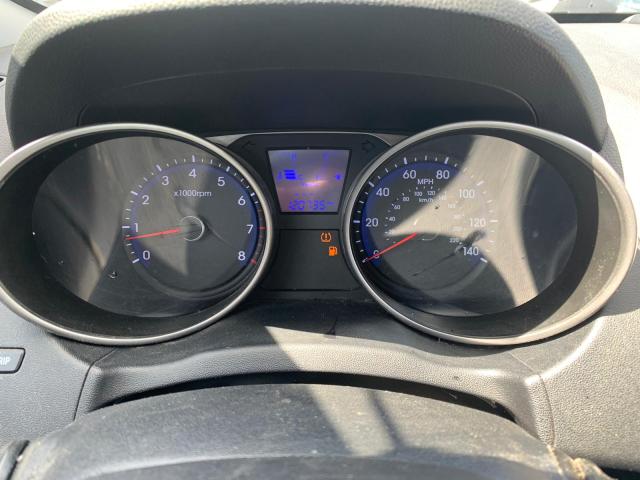 Photo 8 VIN: KM8JT3ABXBU121848 - HYUNDAI TUCSON GL 