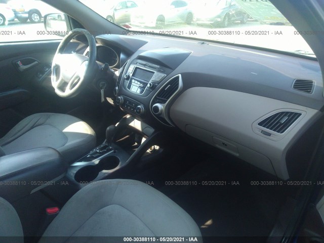 Photo 4 VIN: KM8JT3ABXBU121946 - HYUNDAI TUCSON 