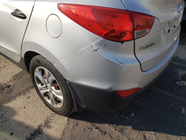 Photo 8 VIN: KM8JT3ABXBU242430 - HYUNDAI TUCSON GL 