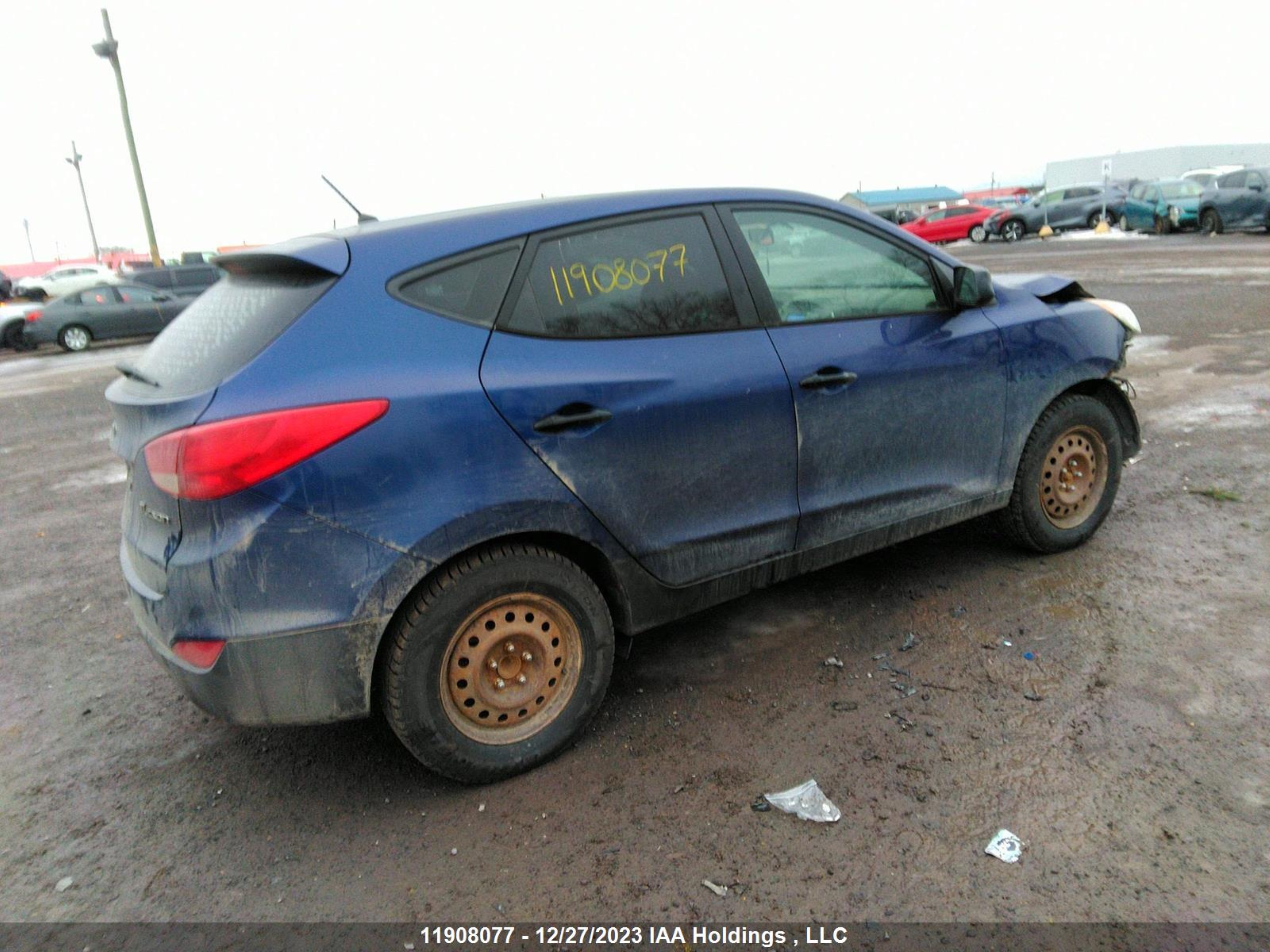 Photo 3 VIN: KM8JT3AC1AU027185 - HYUNDAI TUCSON 