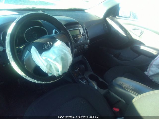 Photo 4 VIN: KM8JT3AC1AU095289 - HYUNDAI TUCSON 