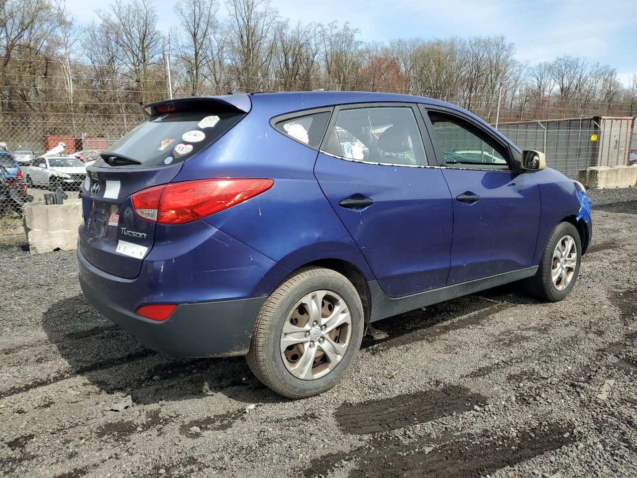 Photo 2 VIN: KM8JT3AC2AU013313 - HYUNDAI TUCSON 