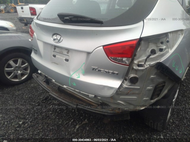 Photo 5 VIN: KM8JT3AC3AU077487 - HYUNDAI TUCSON 