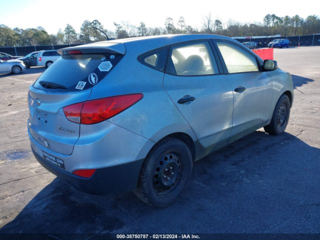 Photo 3 VIN: KM8JT3AC3AU096637 - HYUNDAI TUCSON 