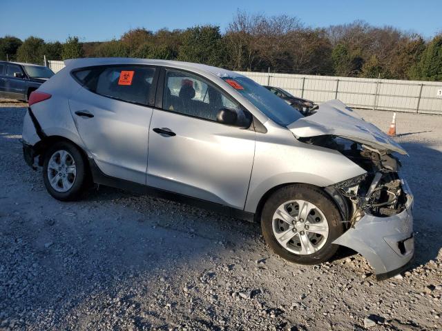 Photo 3 VIN: KM8JT3AC7AU097337 - HYUNDAI TUCSON 