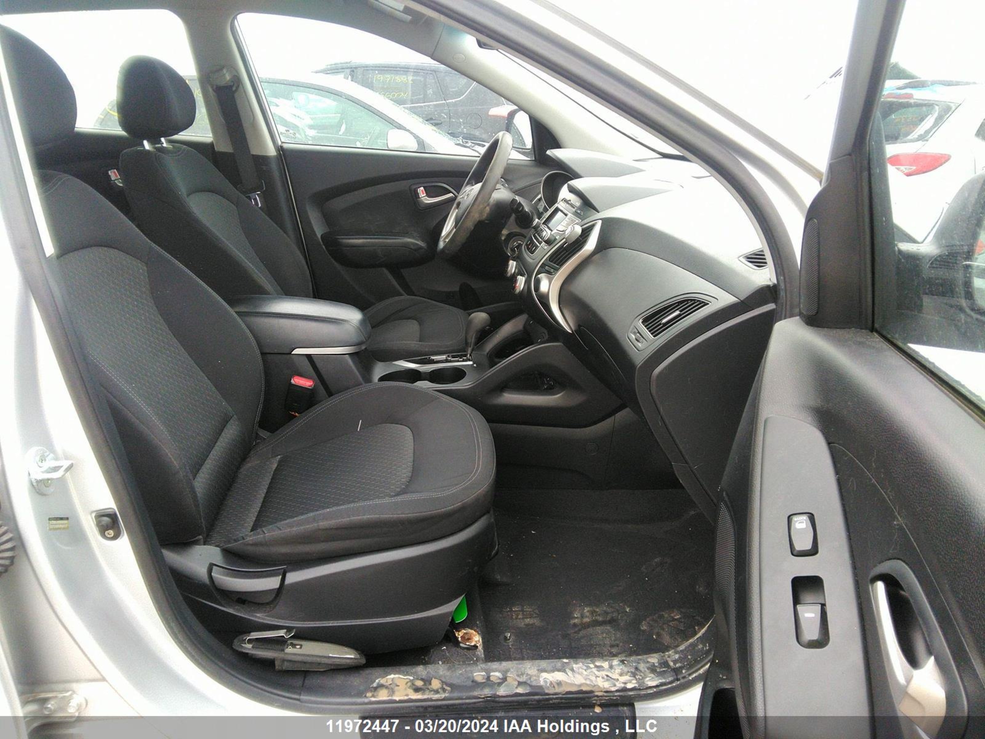 Photo 4 VIN: KM8JT3AC8DU553771 - HYUNDAI TUCSON 