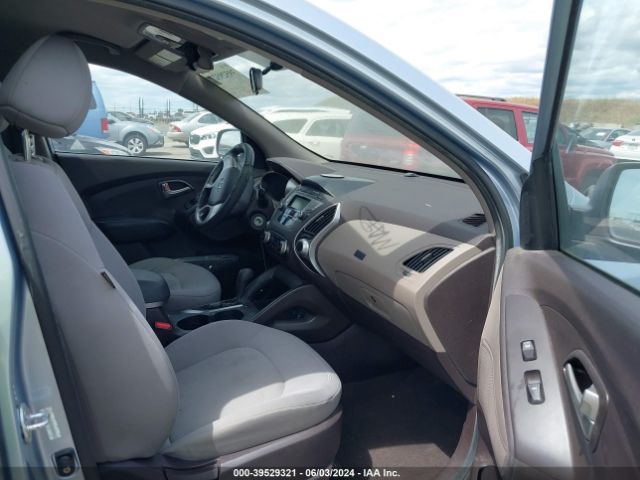 Photo 4 VIN: KM8JT3AC9AU099302 - HYUNDAI TUCSON 