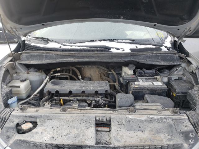 Photo 6 VIN: KM8JT3ACXCU380043 - HYUNDAI TUCSON GL 