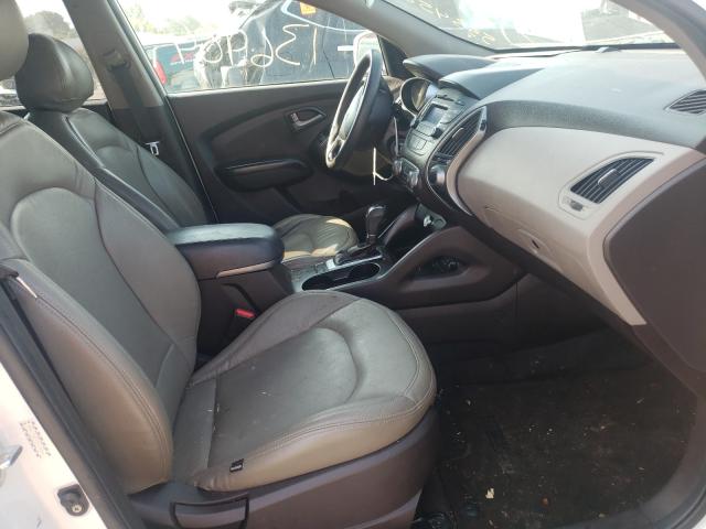 Photo 4 VIN: KM8JT3AF1FU100945 - HYUNDAI TUCSON GLS 