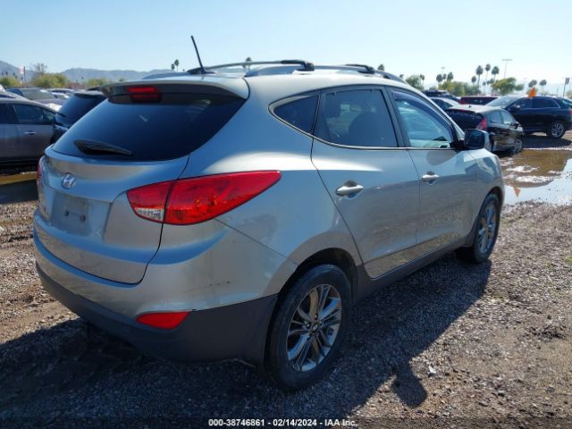 Photo 3 VIN: KM8JT3AF3FU037637 - HYUNDAI TUCSON 