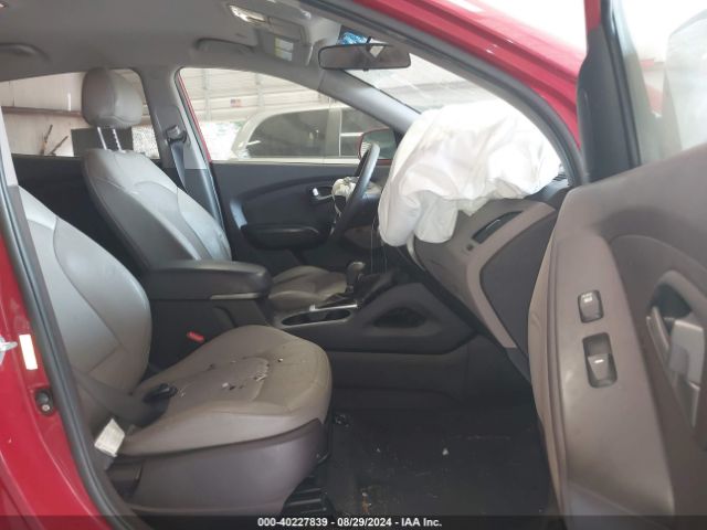 Photo 4 VIN: KM8JT3AF3FU978022 - HYUNDAI TUCSON 