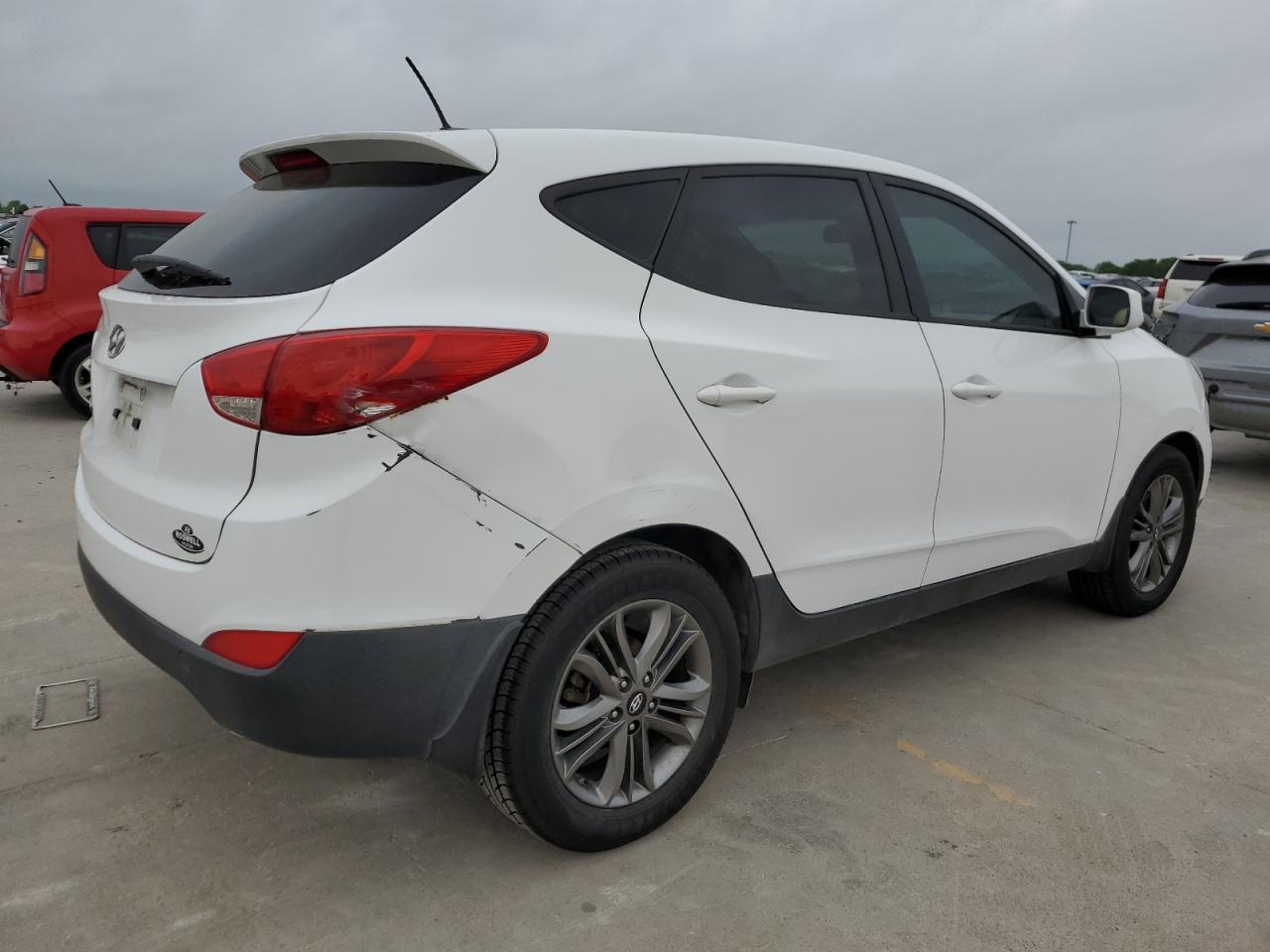 Photo 2 VIN: KM8JT3AF4FU008390 - HYUNDAI TUCSON 