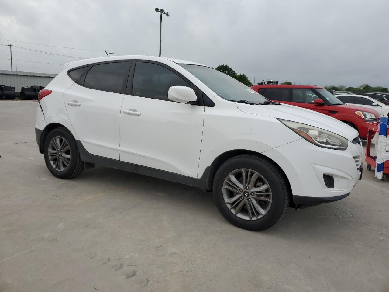 Photo 3 VIN: KM8JT3AF4FU008390 - HYUNDAI TUCSON 