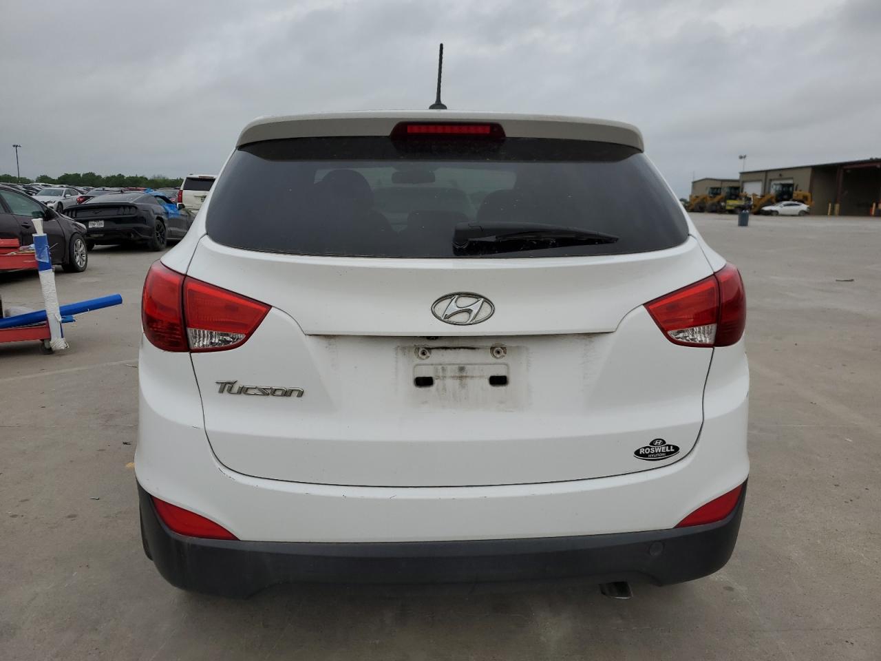 Photo 5 VIN: KM8JT3AF4FU008390 - HYUNDAI TUCSON 