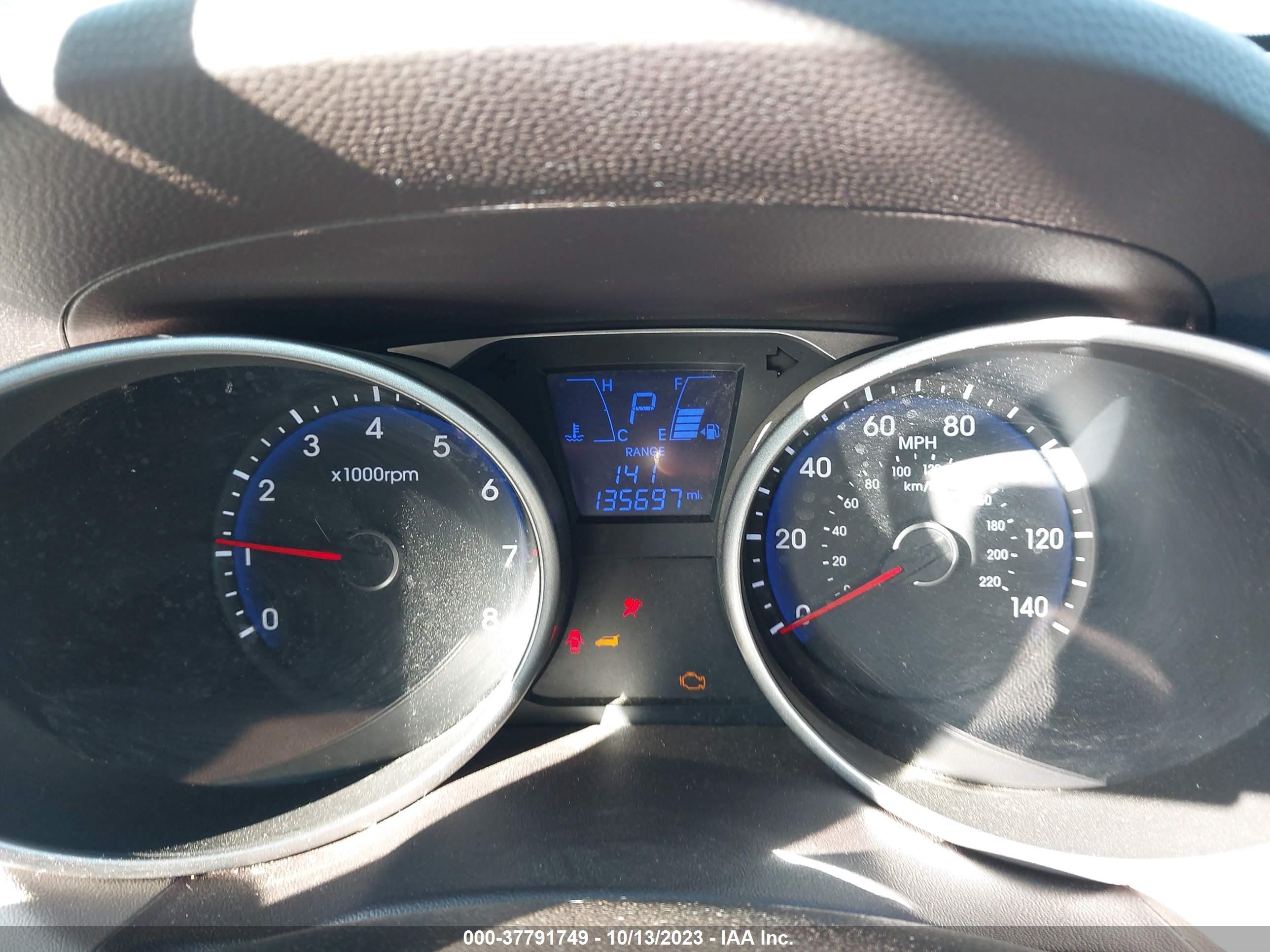 Photo 6 VIN: KM8JT3AF4FU981785 - HYUNDAI TUCSON 