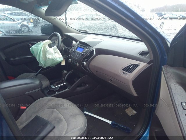 Photo 4 VIN: KM8JT3AF4FU992088 - HYUNDAI TUCSON 