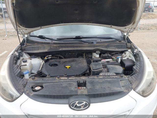 Photo 5 VIN: KM8JT3AF6FU040578 - HYUNDAI TUCSON 