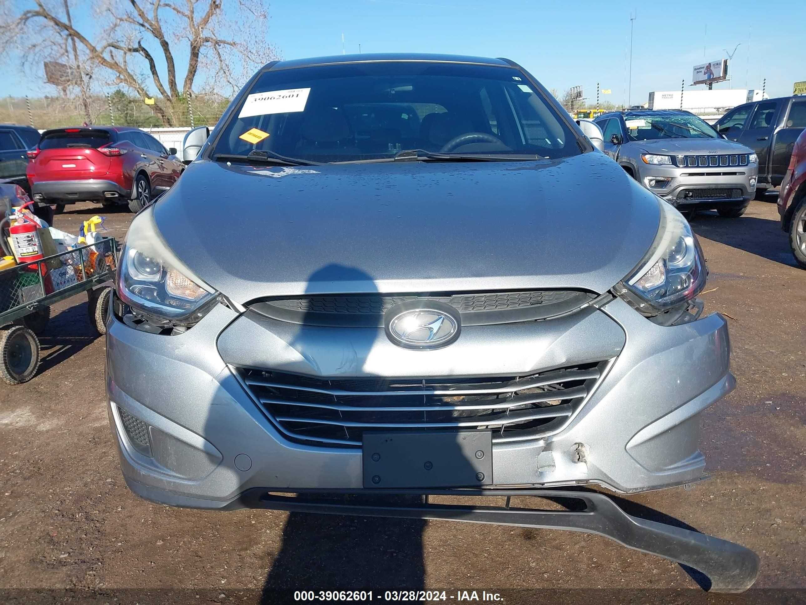 Photo 11 VIN: KM8JT3AF6FU063035 - HYUNDAI TUCSON 