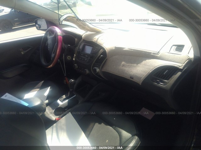 Photo 4 VIN: KM8JT3AF6FU953440 - HYUNDAI TUCSON 