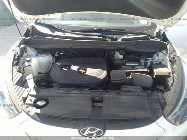 Photo 9 VIN: KM8JT3AF7FU008626 - HYUNDAI TUCSON 