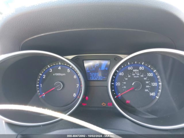 Photo 6 VIN: KM8JT3AF7FU070821 - HYUNDAI TUCSON 