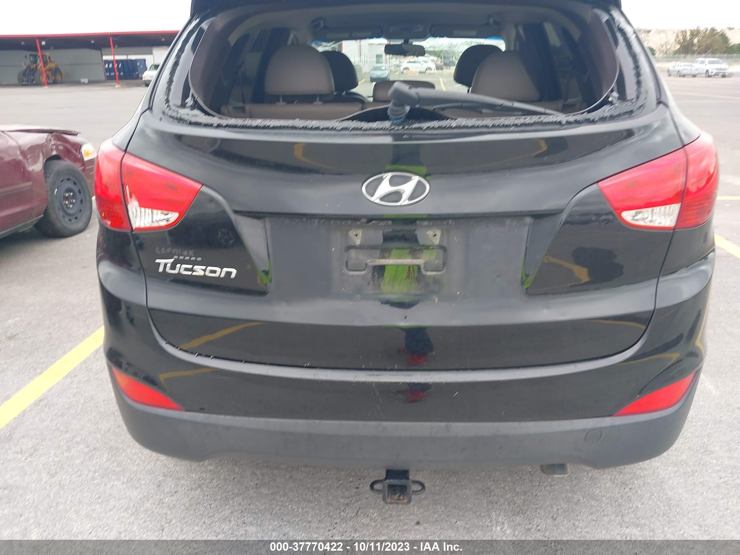 Photo 15 VIN: KM8JT3AF7FU106328 - HYUNDAI TUCSON 