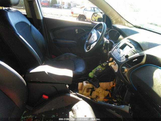 Photo 4 VIN: KM8JT3AF8FU002477 - HYUNDAI TUCSON 