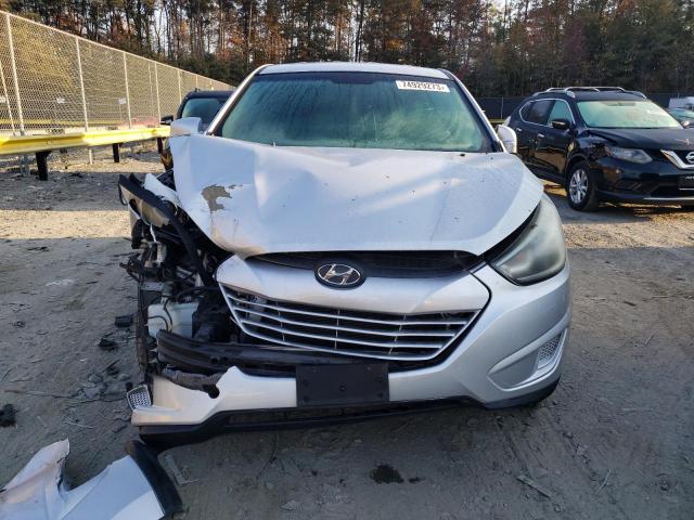 Photo 4 VIN: KM8JT3AF9FU010233 - HYUNDAI TUCSON 