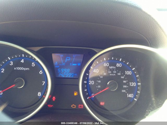 Photo 6 VIN: KM8JT3AF9FU102572 - HYUNDAI TUCSON 